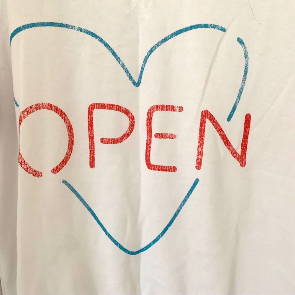 The Laundry Room white Open Heart Sweatshirt Small - Picture 6 of 13